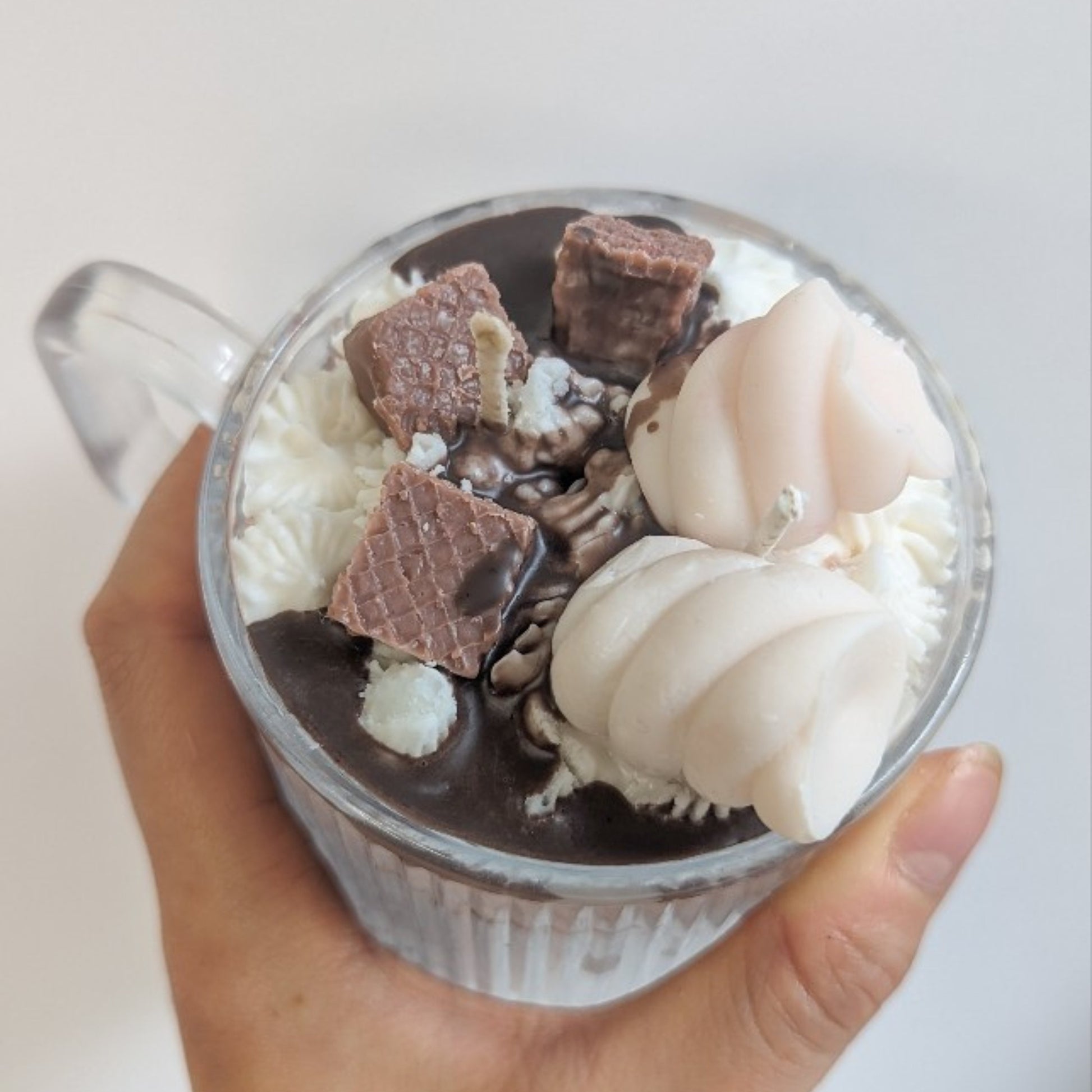 Handgemachte Kaffee-Kerze | Einzigartige Handwerkskunst | Dessert Duftkerze | süße Kerze | Amerikanisches Kaffeehaus | Karamell-Latte