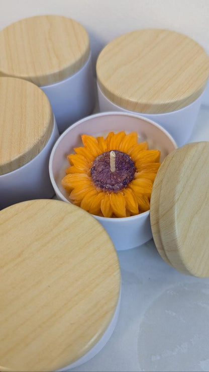 Summer Sunflower Candle, Floral and Fruity Soy Wax Scented Candle, Gift for Weddings favours, Flower Scents housewarming gift idea couples